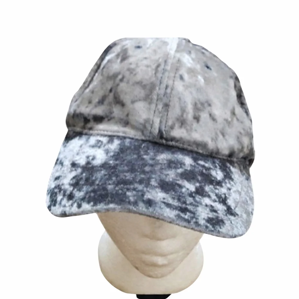 Blue Crushed Velvet snapback‎ cap NWT